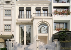 Nhà 370 m2 giao thoa cổ điển và hiện đại qua nhịp điệu hình khối