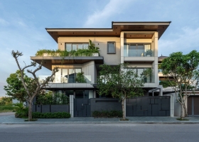 Biệt thự 300 m2 nhiều cây xanh cho ba thế hệ cùng chung sống