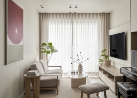 Căn hộ 100 m2 'treo' xe đạp trang trí cửa vào