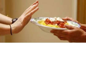 6 thói quen buổi sáng phá gan chẳng kém rượu bia: Nhiều người vô tư làm mỗi ngày